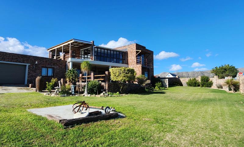 4 Bedroom Property for Sale in De Kelders Western Cape